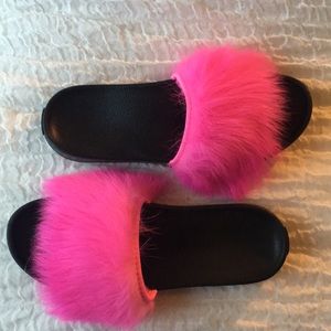 NEW Ugg slides FINAL PRICE DROP